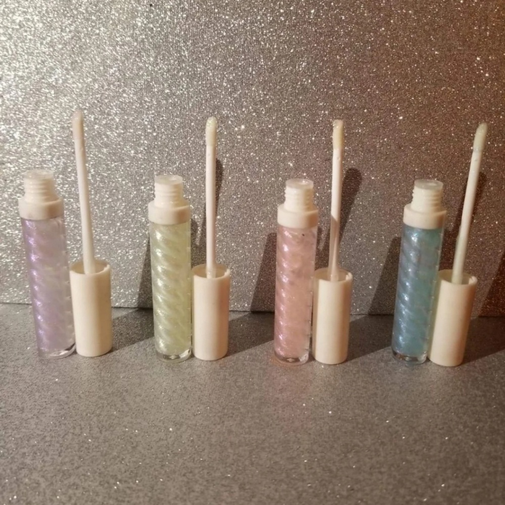 Paris Hilton Makeup Bundle - Picture 6 of 8